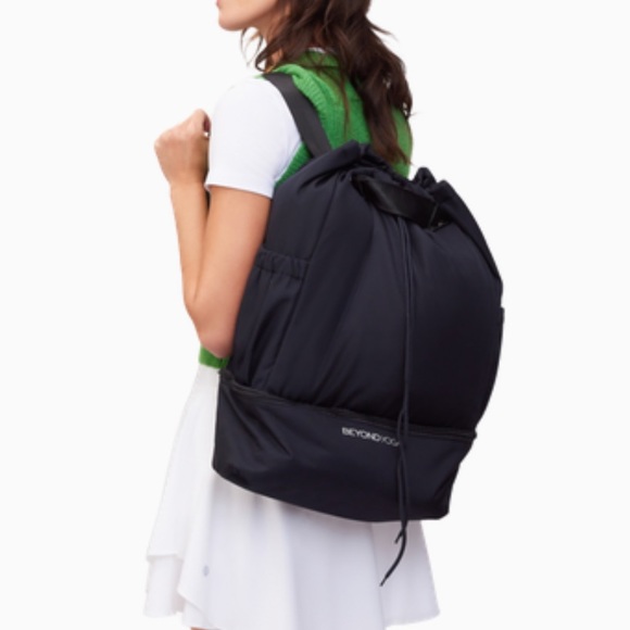Beyond Yoga Convertible Gym Bag - Picture 1 of 7